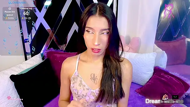 Snapshot of Silver_Rosex chatting on 10, 4, 2026 Silver Rosex online show from 10, 4, 2026