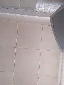 Lauren Amabel online show from 9, 1, 2025