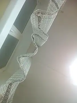 Snapshot of Lauren_Amabel chatting on 2, 4, 2026 Lauren Amabel online show from 2, 4, 2026