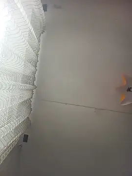 Lauren Amabel online show from 4, 6, 2026
