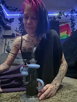 Snapshot of trashbrat chatting on 27, 3, 2026 trashbrat online show from 27, 3, 2026