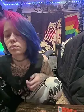 Snapshot of trashbrat chatting on 31, 3, 2026 trashbrat online show from 31, 3, 2026