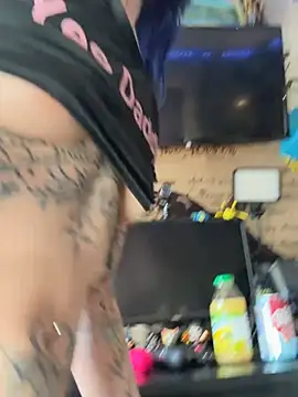 trashbrat online show from 25, 5, 2026