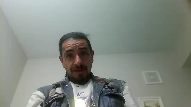 Snapshot of justthetip4209 chatting on 27, 5, 2026 justthetip4209 online show from 27, 5, 2026