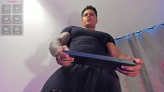 Snapshot of Maximoscott chatting on 26, 1, 2025 Maximoscott online show from 26, 1, 2025