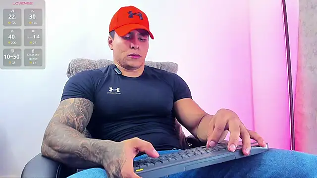 Snapshot of Maximoscott chatting on 6, 3, 2025 Maximoscott online show from 6, 3, 2025