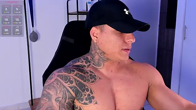 Snapshot of Maximoscott chatting on 15, 10, 2025 Maximoscott online show from 15, 10, 2025