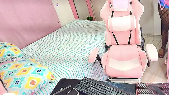 kimberly bellu online show from 8, 3, 2026