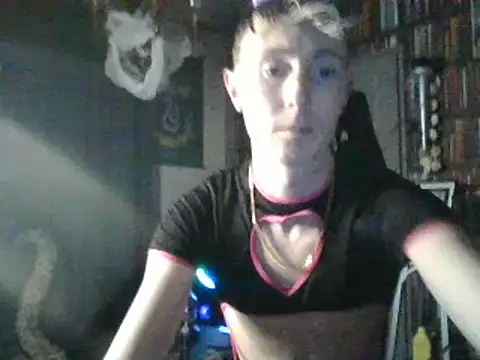 Snapshot of Slytherin-Boy009 chatting on 10, 1, 2025 Slytherin-Boy009 online show from 10, 1, 2025