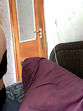 VikiiStoun online show from 22, 9, 2025