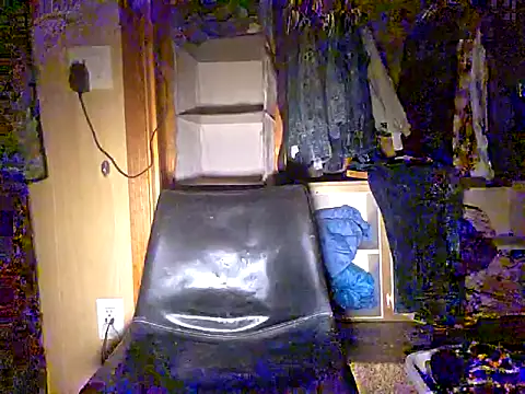 Snapshot of hesjustafriend chatting on 10, 10, 2025 hesjustafriend online show from 10, 10, 2025