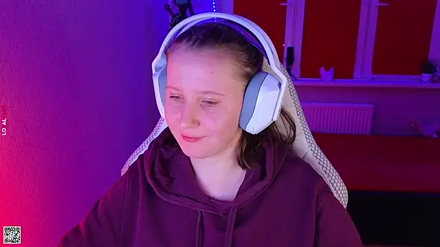 mon lola online show from 24, 10, 2025