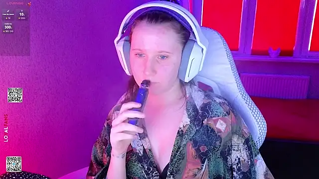 Snapshot of mon_lola chatting on 10, 3, 2026 mon lola online show from 10, 3, 2026