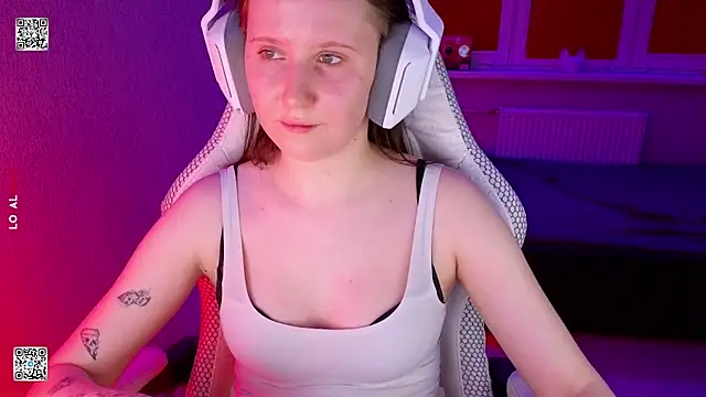 Snapshot of mon_lola chatting on 30, 3, 2026 mon lola online show from 30, 3, 2026