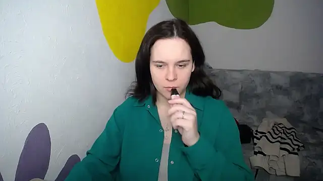 Snapshot of mini_girly chatting on 6, 1, 2026 mini girly online show from 6, 1, 2026