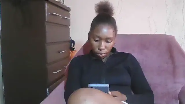 Hotdaily04 online show from 24, 9, 2025