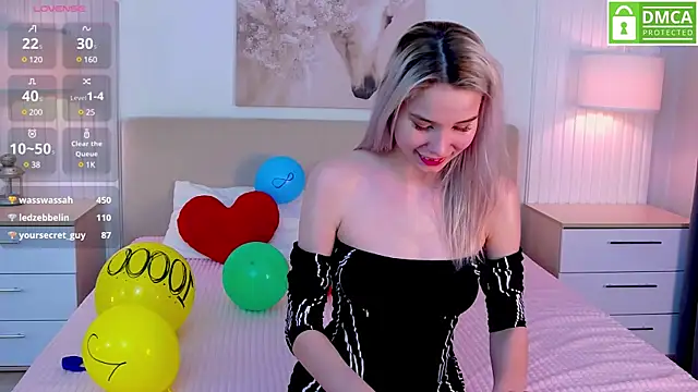 Emma plux online show from 25, 2, 2025