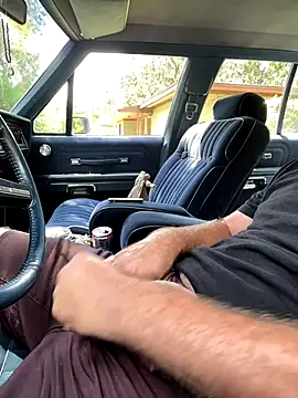 Snapshot of 32XRedBeard chatting on 13, 9, 2025 32XRedBeard online show from 13, 9, 2025