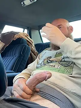 Snapshot of 32XRedBeard chatting on 23, 2, 2026 32XRedBeard online show from 23, 2, 2026