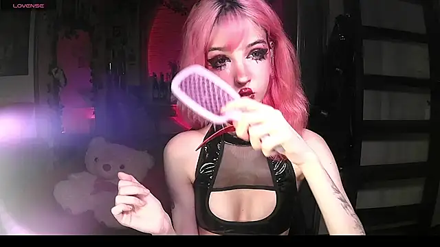 Ink  pleasure online show from 24, 9, 2025