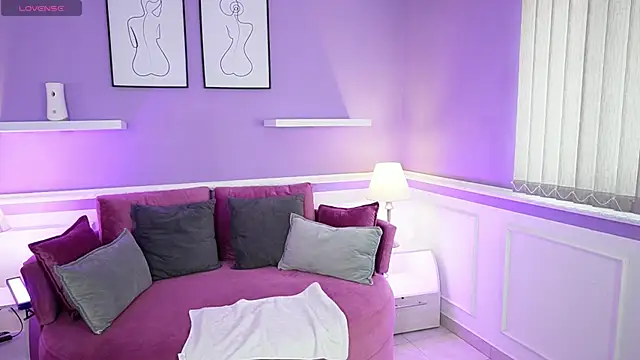 Snapshot of Emma_Walkerr_ chatting on 17, 3, 2025 Emma Walkerr online show from 17, 3, 2025