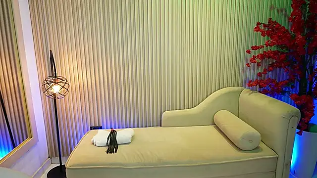 Snapshot of Emma_Walkerr_ chatting on 25, 9, 2025 Emma Walkerr online show from 25, 9, 2025