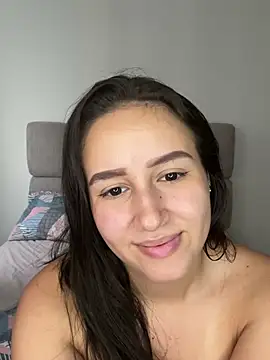 Snapshot of Jullya_x chatting on 27, 3, 2026 Jullya x online show from 27, 3, 2026