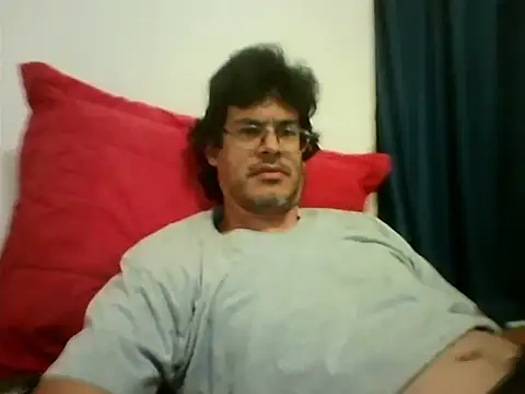 Snapshot of AgneloFly chatting on 23, 4, 2026 AgneloFly online show from 23, 4, 2026