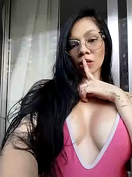 Snapshot of AM_HABBY chatting on 8, 1, 2025 AM HABBY online show from 8, 1, 2025