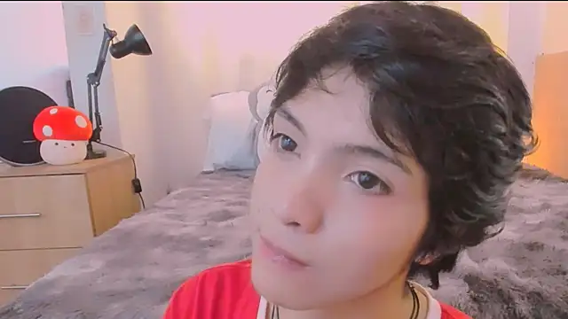 AllanYong18 online show from 22, 3, 2026