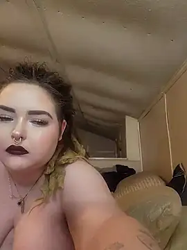 Snapshot of LitHippieBaby420 chatting on 18, 1, 2025 LitHippieBaby420 online show from 18, 1, 2025