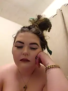 Snapshot of LitHippieBaby420 chatting on 11, 2, 2025 LitHippieBaby420 online show from 11, 2, 2025