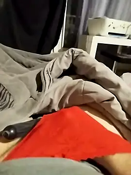 Snapshot of ludov17 chatting on 4, 2, 2025 ludov17 online show from 4, 2, 2025