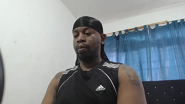 Snapshot of strong__anthony chatting on 30, 4, 2026 strong anthony online show from 30, 4, 2026