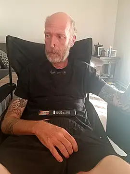 Snapshot of filthymind619 chatting on 13, 10, 2025 filthymind619 online show from 13, 10, 2025