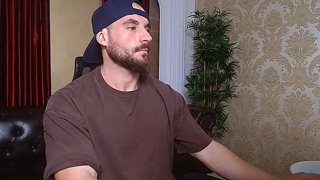 Snapshot of AdamJamesonn chatting on 15, 3, 2025 AdamJamesonn online show from 15, 3, 2025