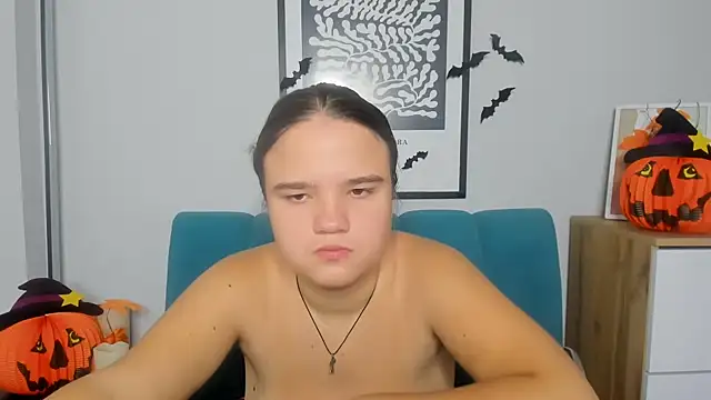 AdeleCruz online show from 25, 10, 2025