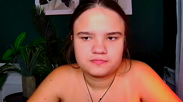 AdeleCruz online show from 12, 11, 2025