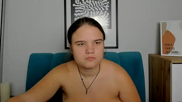 AdeleCruz online show from 23, 11, 2025