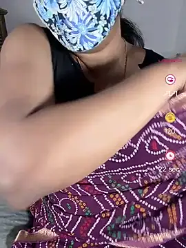 Snapshot of ArathyNambyarMallu chatting on 24, 4, 2026 ArathyNambyarMallu online show from 24, 4, 2026