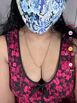 Snapshot of ArathyNambyarMallu chatting on 27, 4, 2026 ArathyNambyarMallu online show from 27, 4, 2026