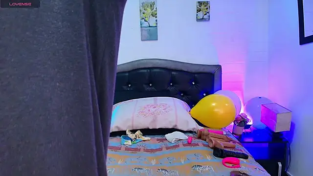 VickyBoobss online show from 5, 4, 2026