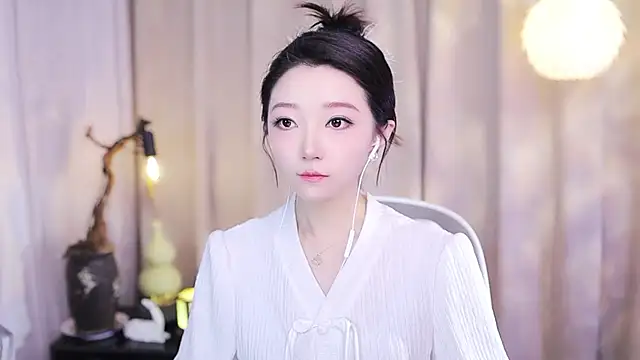 Snapshot of Zoe-99 chatting on 3, 12, 2025 Zoe-99 online show from 3, 12, 2025