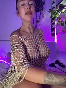 Snapshot of CheekyChels chatting on 9, 6, 2026 CheekyChels online show from 9, 6, 2026
