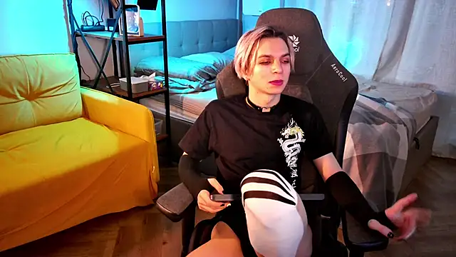 Snapshot of leon_yuugen chatting on 29, 1, 2025 leon yuugen online show from 29, 1, 2025