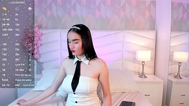 chelsea bolton  online show from 7, 3, 2025