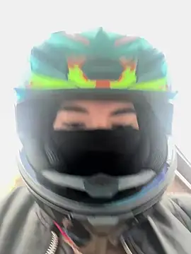 chelsea bolton  online show from 16, 4, 2026