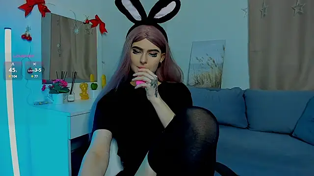 Snapshot of Emily__Mooree chatting on 9, 1, 2025 Emily Mooree online show from 9, 1, 2025