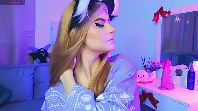 Snapshot of Emily__Mooree chatting on 1, 2, 2025 Emily Mooree online show from 1, 2, 2025