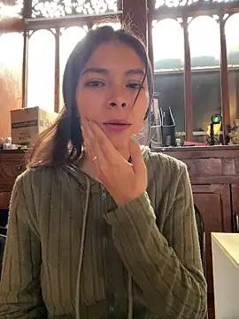 Snapshot of Aleska_Miami chatting on 14, 4, 2026 Aleska Miami online show from 14, 4, 2026